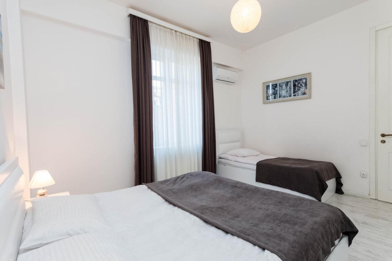 Lovely 2 Bedroom Flat Тбилиси Экстерьер фото
