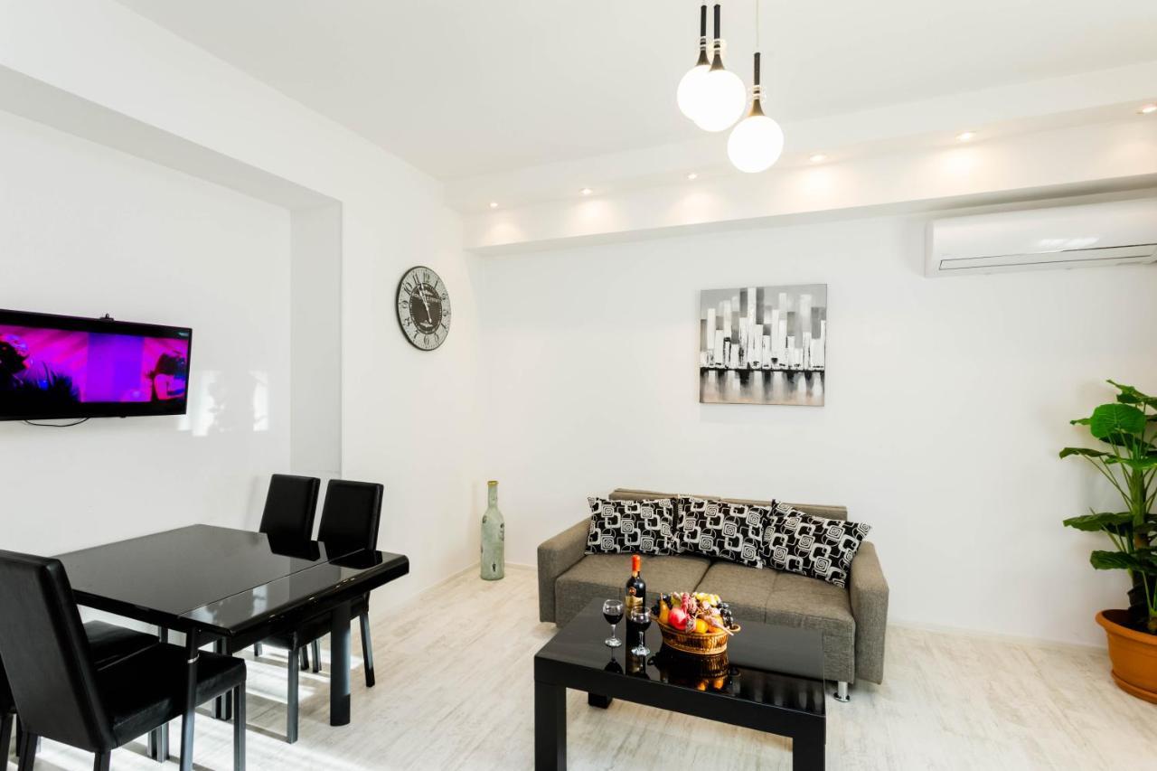 Lovely 2 Bedroom Flat Тбилиси Экстерьер фото